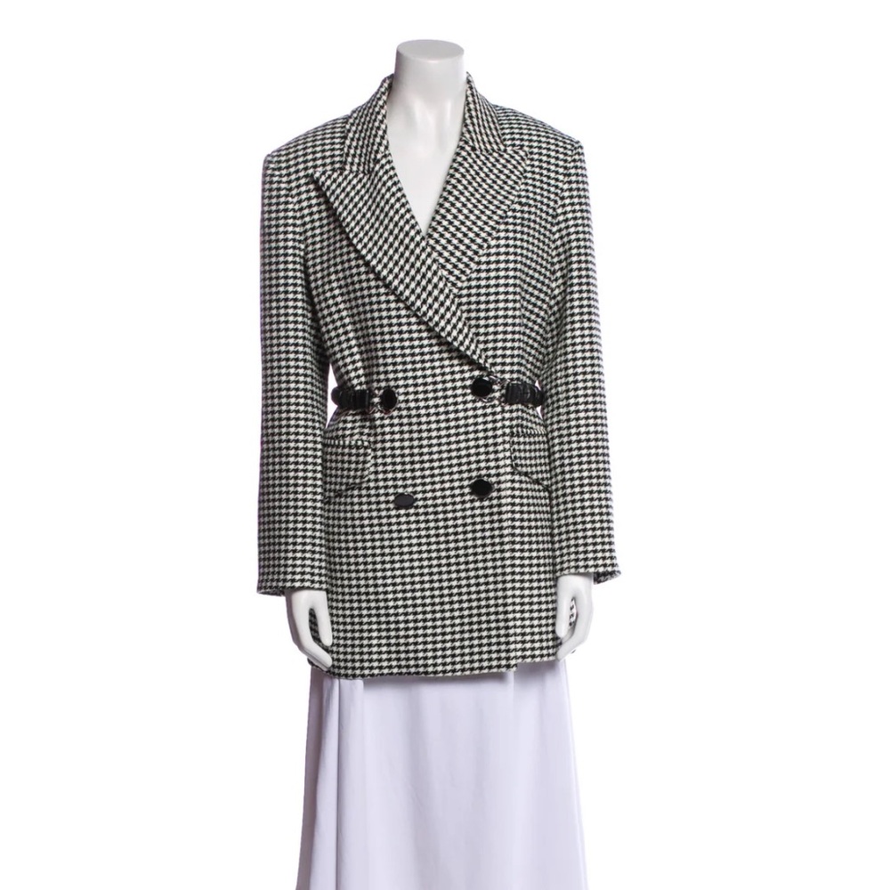 Stylish Black and White Houndstooth Women's blazer . Veronica beard !